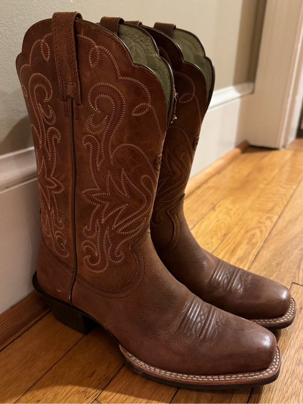 Ariat Women’s Brown Leather Western Cowboy Boots